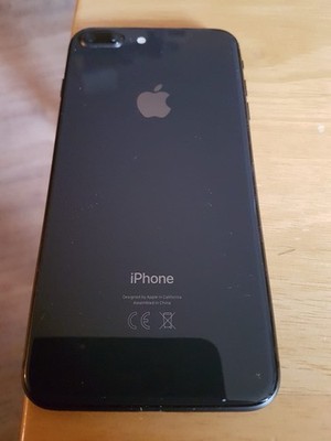 Apple iPhone 8 Plus, space-grau, 64 GB, keine SIM-Lock