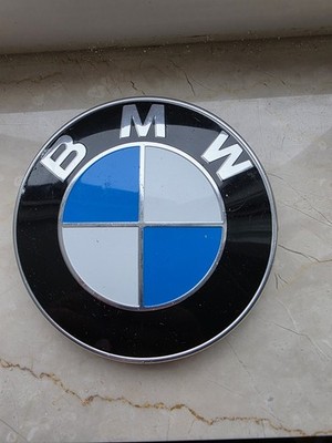 Org. BMW Emblem Plakette Zeichen Schriftzug 8132375 Logo 82mm Wappen 