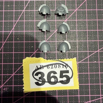 Space Marine Aggressor Gravis Shoulder Pads Warhammer 40k Spare Parts Bits