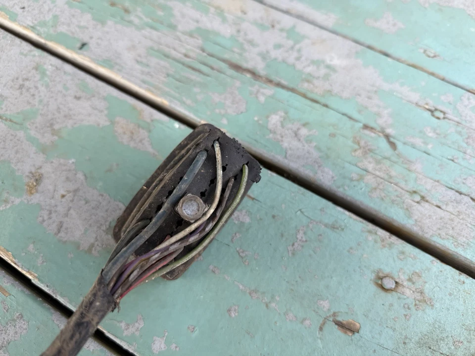 1977 1978 1979 Lincoln Continental Town Car CoupeHeadlight Wiring Harness - Image 2 of 4