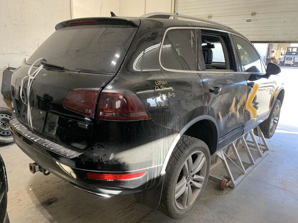 Conjunto de bomba y motor ABS usado se adapta a: Volkswagen Touareg 2013 ID de montaje 7P061 Foto 3 de 4