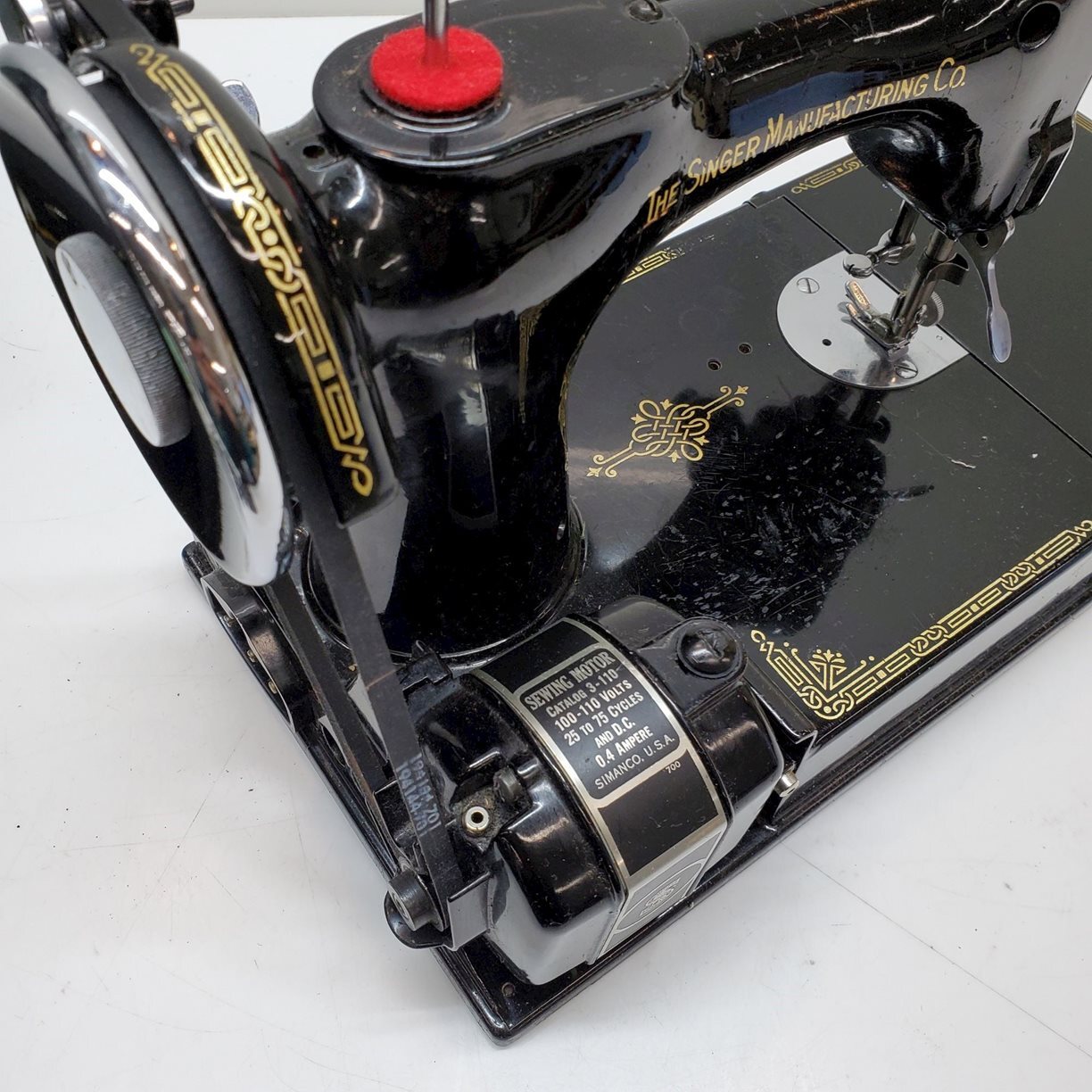 Singer Portable Electric Sewing Machine 2211 eBay