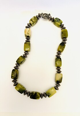  VTG Serpentine Precious Stone Silvertone Spacers Toggle Lock Choker Necklace 