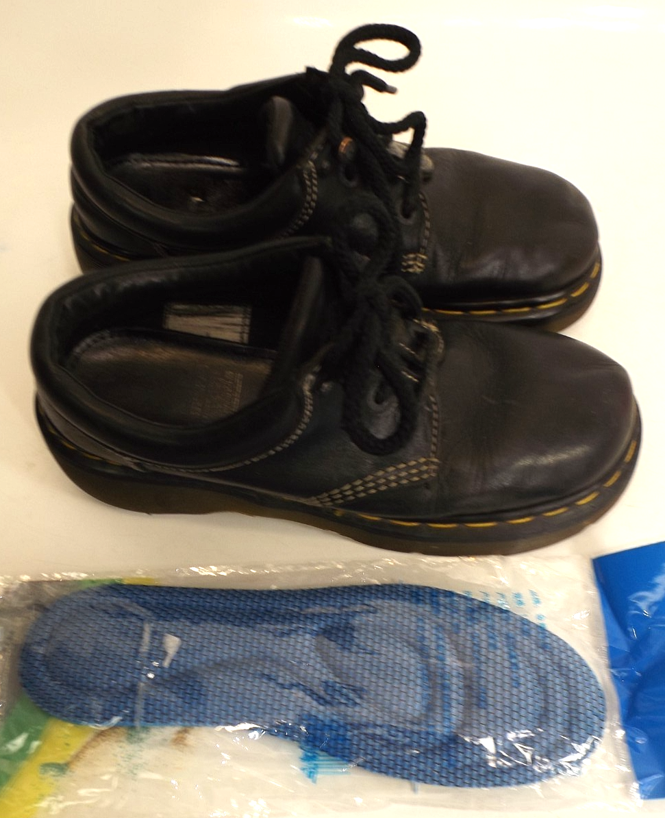 Dr. Martens DOCS - Made in England - Wide toe black Oxford shoes, Women s size 7 Dr. Martens DOCS - Made in England - Wide toe black Oxford  main image 2