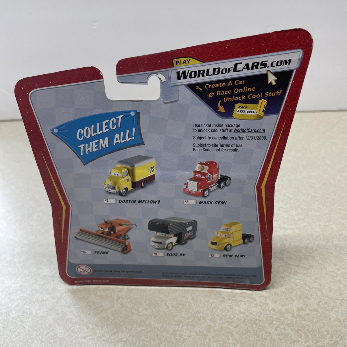 カーズミニカー　Race O Rama FRANK MEGA SIZE Disney Pixar Cars FRANK MEGA SIZE World Of Cars Race O Rama card