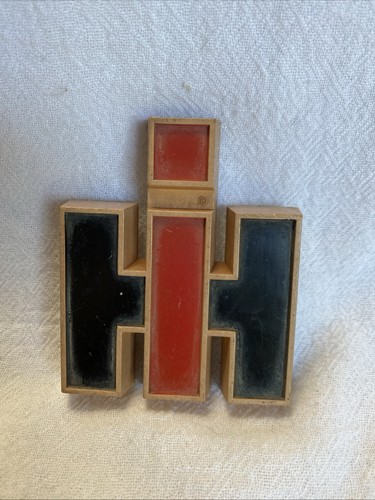 Vintage IH International Harvester Emblem #2751846R1