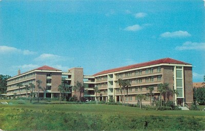 U of Florida Gainesville Mallory Yulee Reid Halls Dorms Dextone Postcard