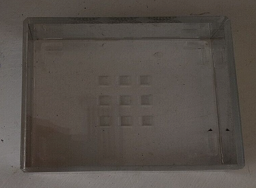 Kohl's clear acrylic soap dish with mirrored sides - Picture 6 of 7