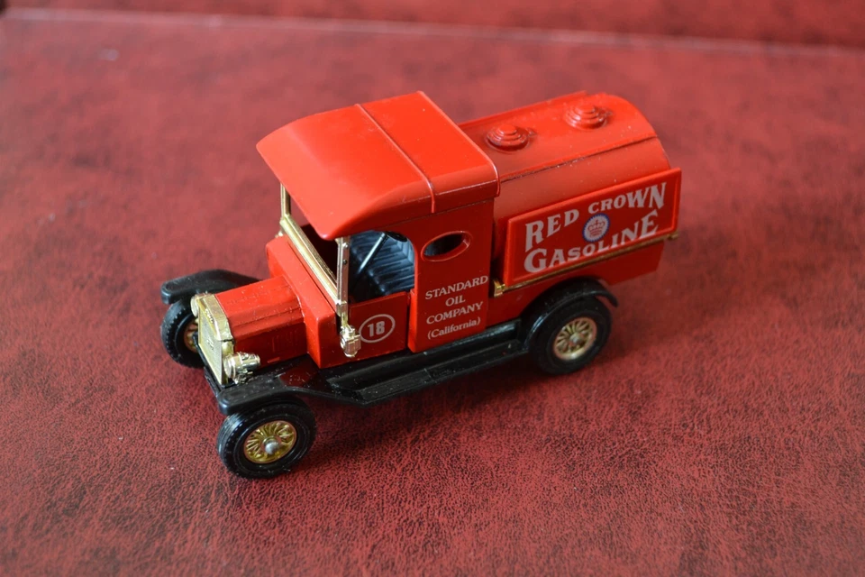 1912 Ford Model T Tanker Red Crown Gasoline Matchbox Models of Yesteryear Y3-4G - Image 2 of 4