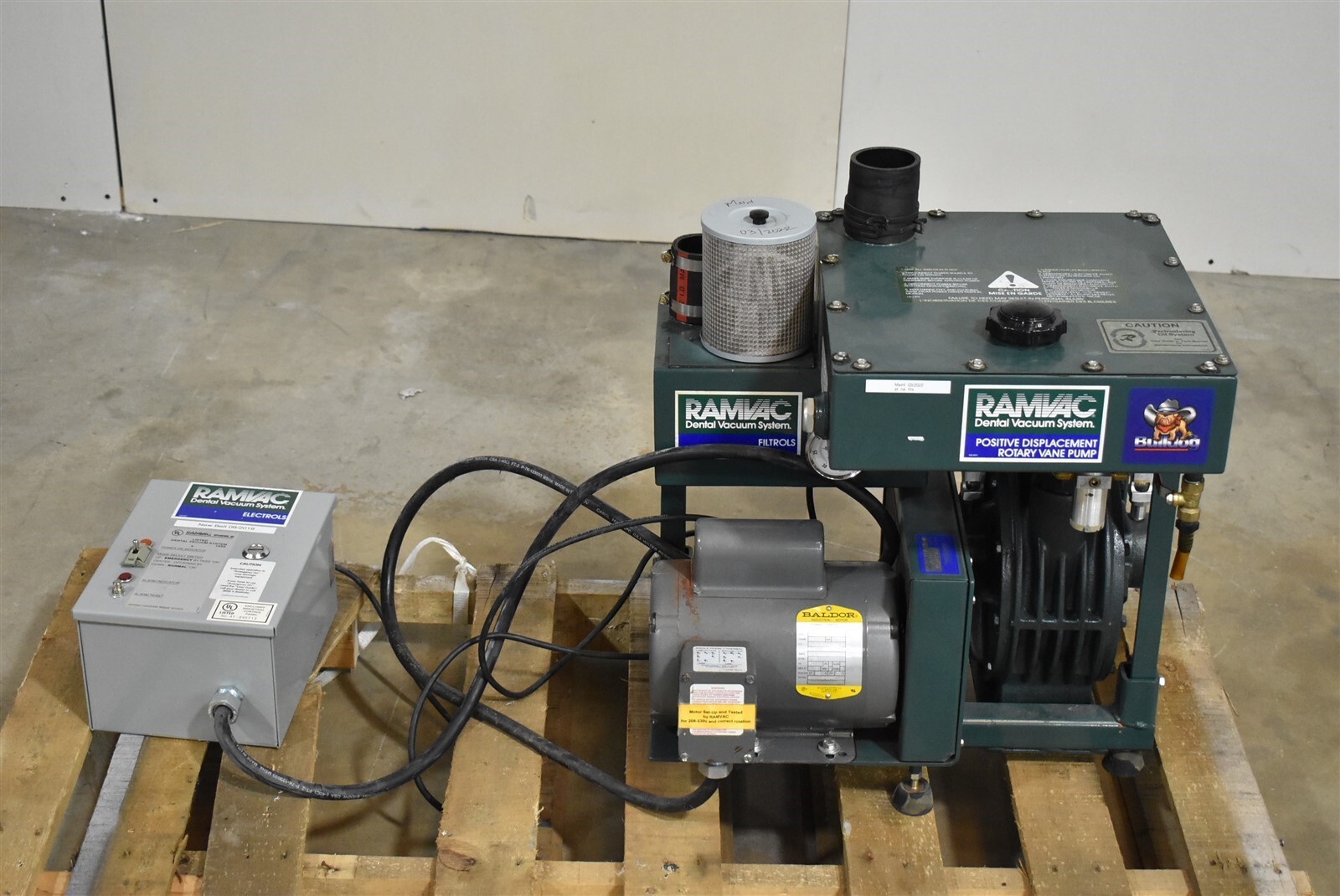 DentalEZ RamVac Bulldog QT Dental Dentistry Vacuum Pump System SOLD