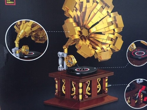 Classic Retro Gramophone 3D Model, 582 pcs - Picture 2 of 3