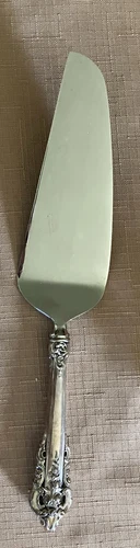 WALLACE GRANDE BAROQUE STERLING FLATWARE 10-1/4" CAKE, PIE, DESSERT SERVER (984)