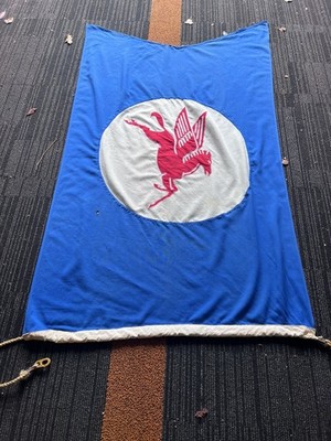 Original Oldtimer Mobil Öl Pegasus Flagge. Webstoff KEIN Nylon/Nachbau
