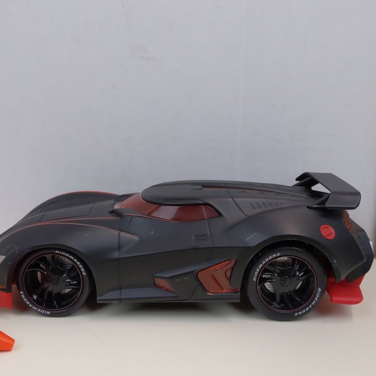 RideMakerz RC Sports Car 49MHz Remote Control w Battery Charger