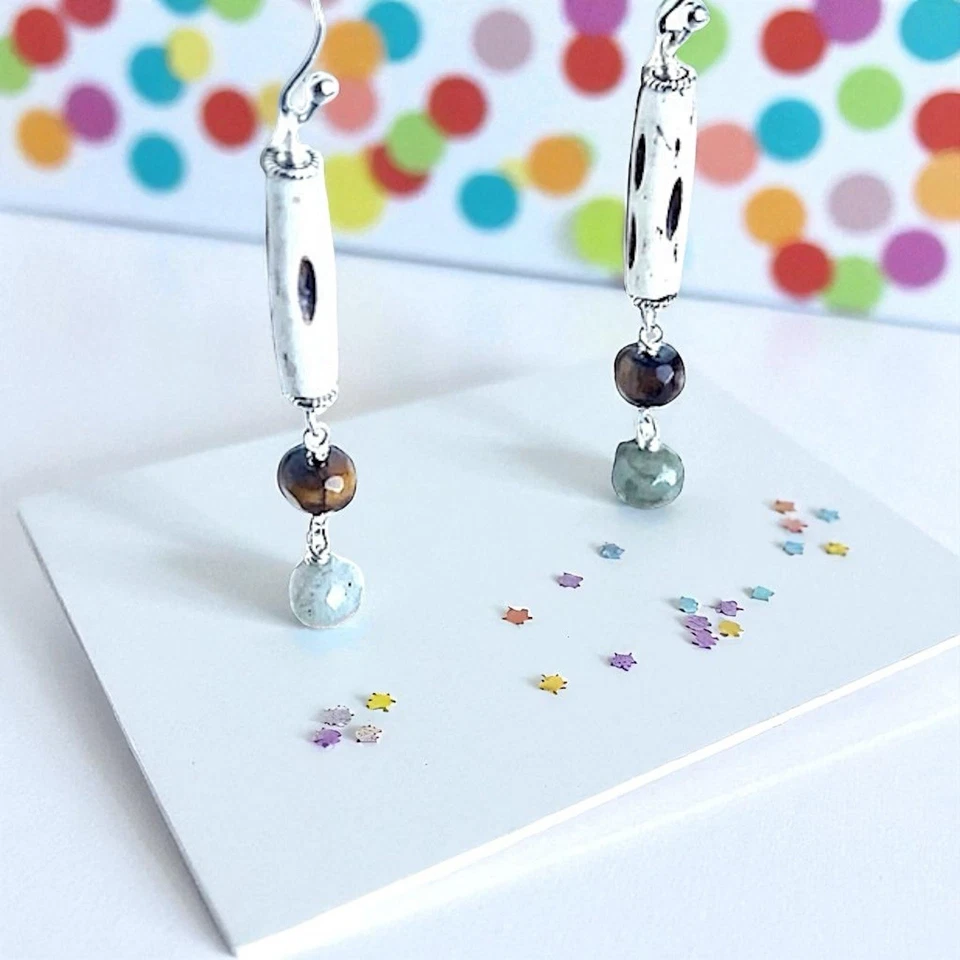 Pendientes de columna a rayas CHAN LUU en mezcla de hueso blanco nuevos con etiquetas Foto 2 de 4