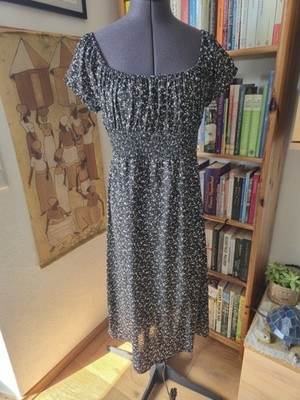 Disturbia Damen Maxikleid Gr. 38 schwarz/weiß Blumen Carmen Kurzarm elastisch