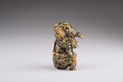 Keren Kopal Brown Elephant Hand made Trinket box Decorated w Austrian Crystals - Picture 6 of 12