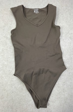 NWOT OQQ Ribbed V-Neck Sleeveless Bodysuit Brown Size L