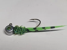 Hand tied crappie jigs 1/16 ounce wedge tail Silver Frog