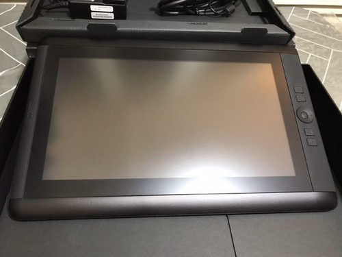 Wacom Cintiq 13HD DTK-1300 Interactive Pen Display w/ Accessories Used - Picture 5 of 7