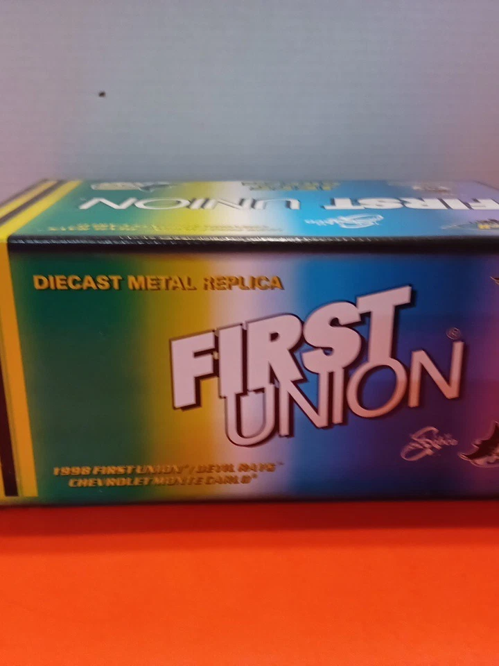 1:24 Revell NASCAR Diecast - Jeff Green First Union Tampa Bay Rays Monte Carlo Foto 4 de 4