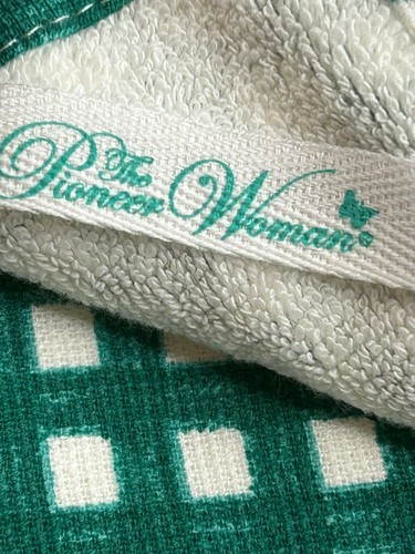 Pioneer Woman Hand Towels Christmas Mulled Cider 2 Pack 28x16 Cotton - Picture 6 of 6