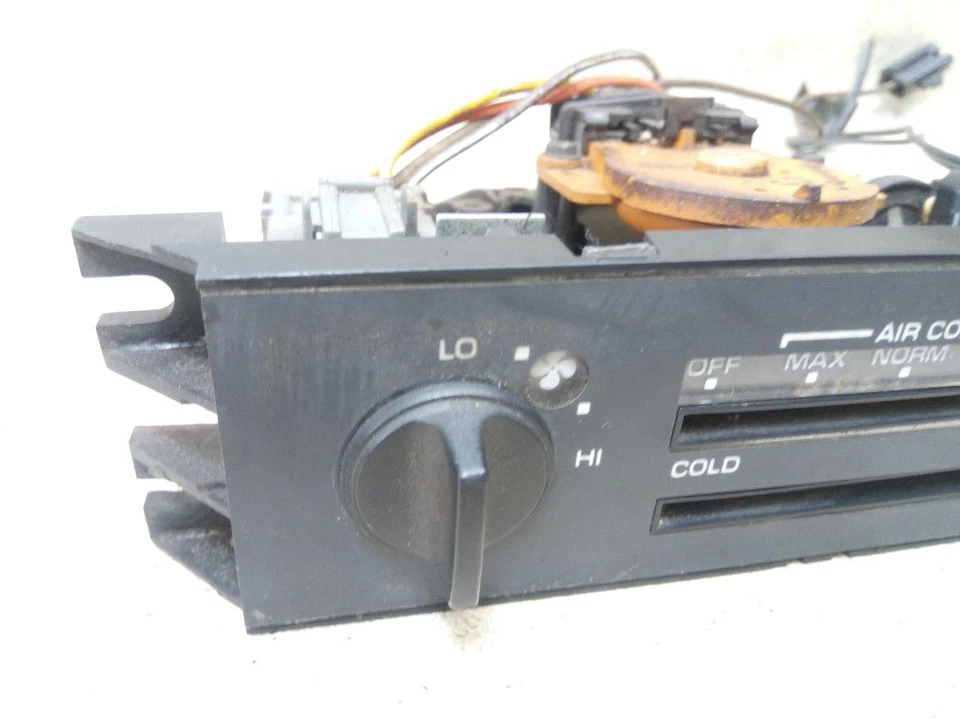 Climatizador de temperatura con aire acondicionado compatible con 82-83 Chevrolet Camaro d26-200144 Foto 2 de 4