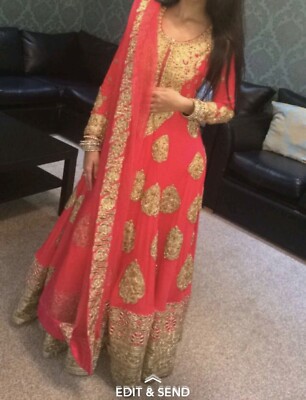 Asiatisches Brautkleid