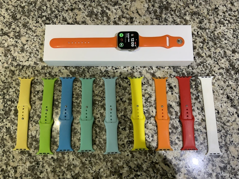 40MM Apple Watch Series 4 Black Sports Strap 24ct Gold Plated Stainless Steel, photo 2 of 4