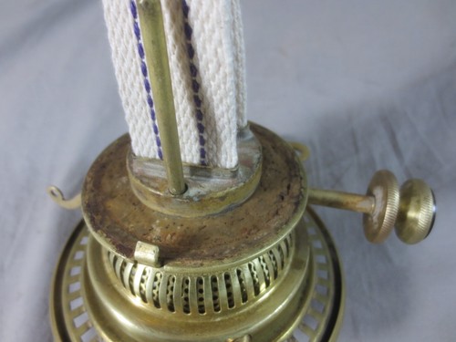 Antique Brass MESSENGERS No2 DUPLEX Lever Lift Oil Lamp Burner Bayonet Fit - Picture 17 of 23