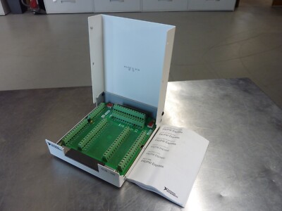 National Instruments 182788E-01L SCB-100 Shielded I/O Connector Block (30711)