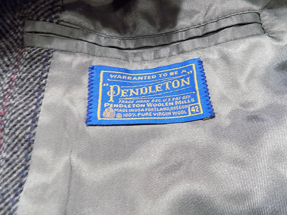 Vtg PENDLETON 100% Wool Striped Gray Sport Coat Mens 42R USA (308) - Image 2 of 4