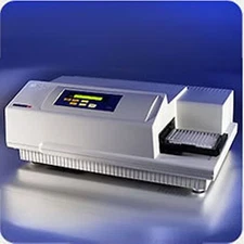 SpectraMax 190 Microplate Reader With Laptop & Software