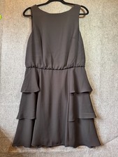 BANANA REPUBLIC Wo's 12 Classic LBD Dress Sleeveless Tiered Elegant Timeless UEC