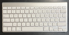 Apple Wireless Keyboard With Bluetooth Model A1314 - Silver Tested/Works 