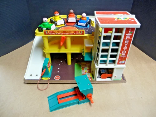 Vintage Fisher Price 930 Action Garage & Service Center - Elevator, Lift, 4 Cars