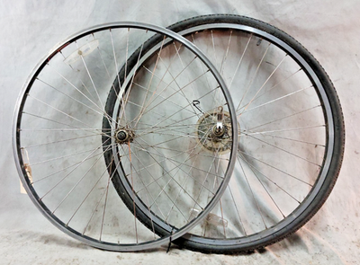 Trek Bontrager 550 700c Road Bike Wheel Set 135/100 Freewheel QR