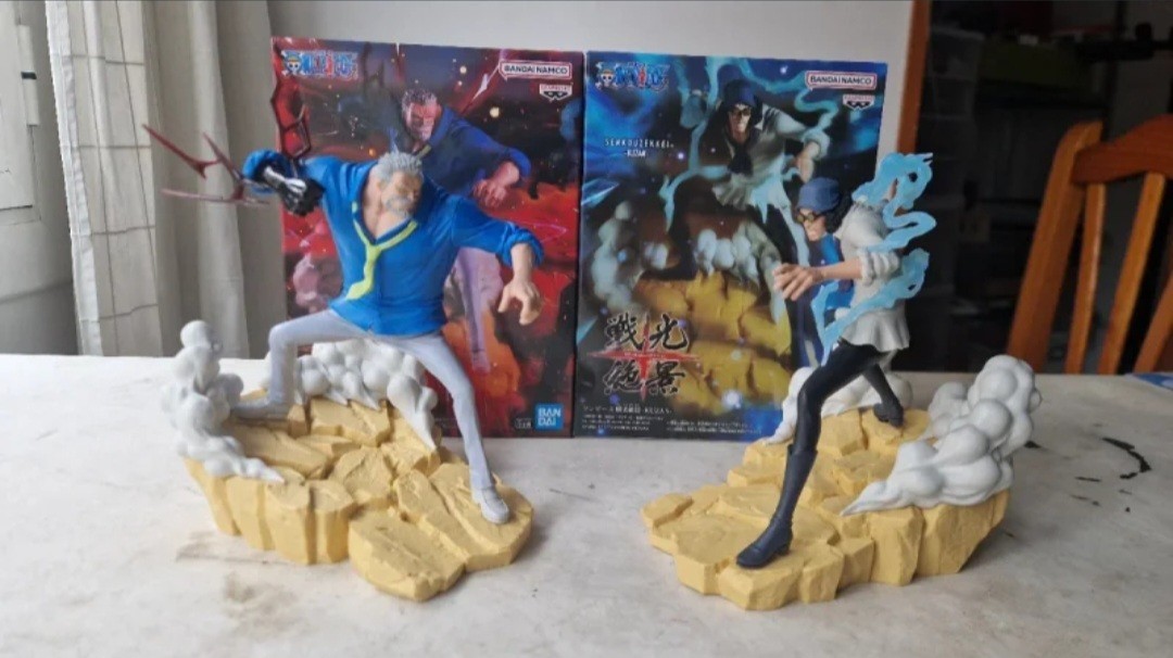 Figuras One Piece Garp y Aokiji