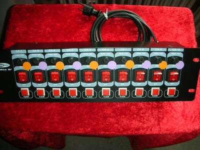 SHOWTEC - Dj. Switch-10F / Schaltbord / Neuwertig erhalten/unbenuztes Zweitgerät