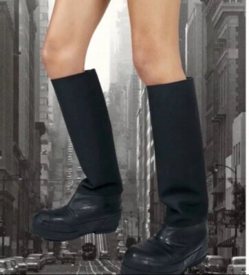 Celine Planet Rubber Boots sz 35 Pre-Fall 2018 Phoebe Philo Celine Planet Rubber Boots sz 35 Pre-Fall 2018 Phoebe Philo