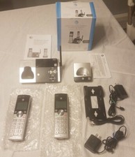 AT T Handset Base Cordless Phone Set Answering System Caller ID Waiting CL82215
