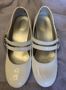 3 strap mary jane shoes