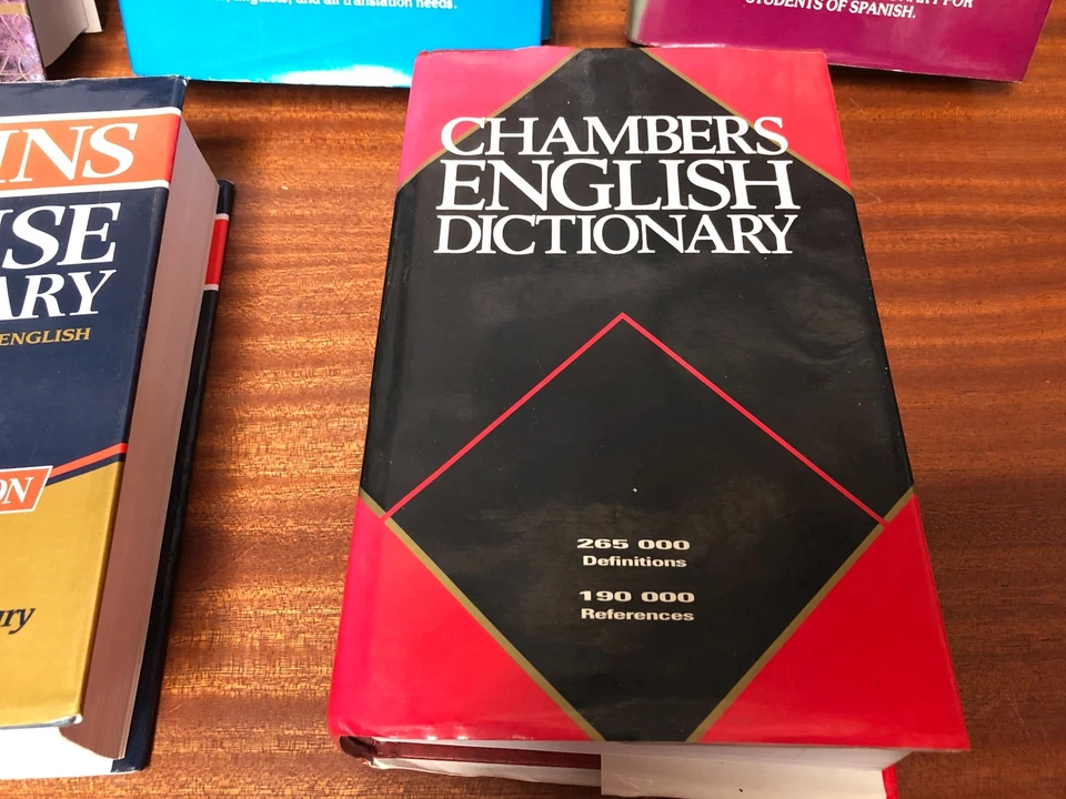 Bundle Of 5 Large Hardback Dictionaries French/Spanish/English + 1 History - Image 2 of 4