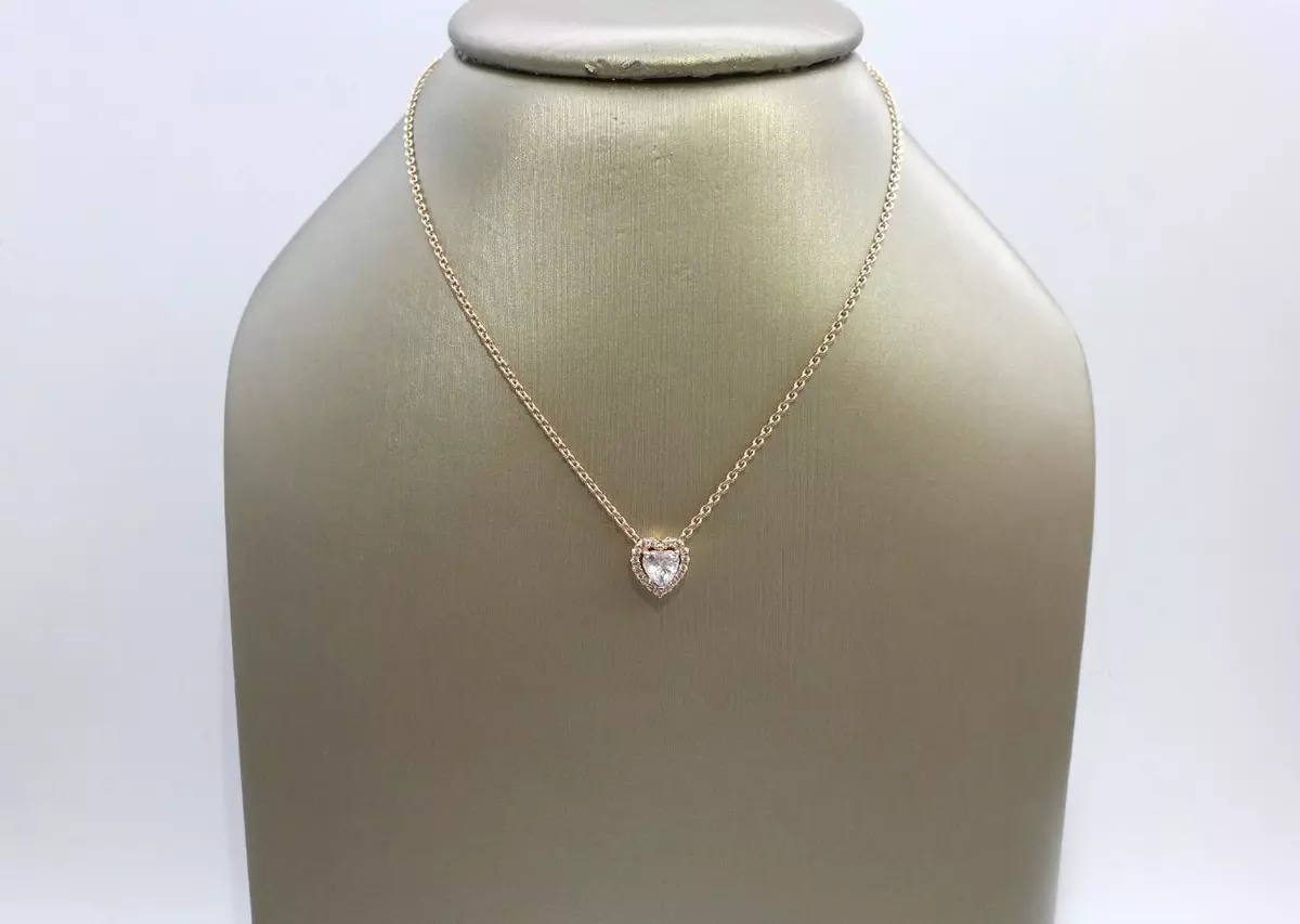 Pandora gold heart necklace deals