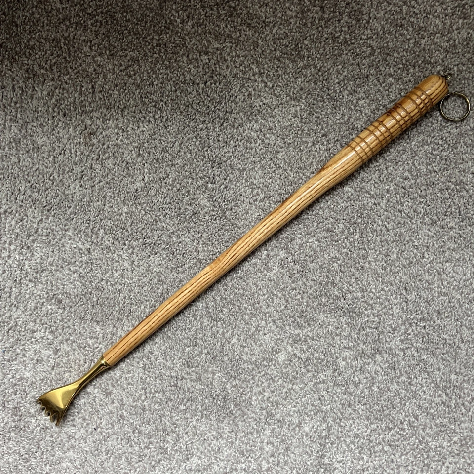 Llavero de madera masajeador 19" mango rascador trasero madera en forma de mano de latón vintage Foto 4 de 4