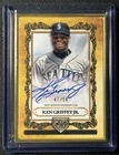 KEN GRIFFEY JR. 2025 TOPPS GILDED COLL #GOG-KG GALLERY OF GOLD FRAME AUTO 47/50