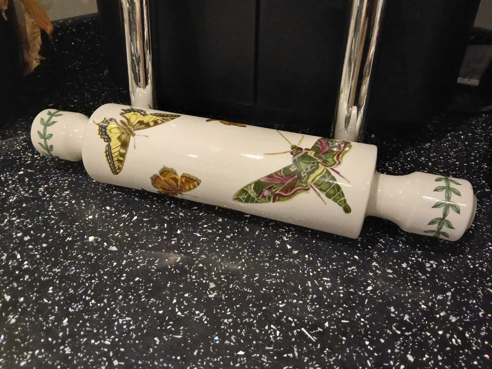 PORTMEIRION FRITILLARIA THE YELLOW CROWN IMPERIAL ROLLING PIN