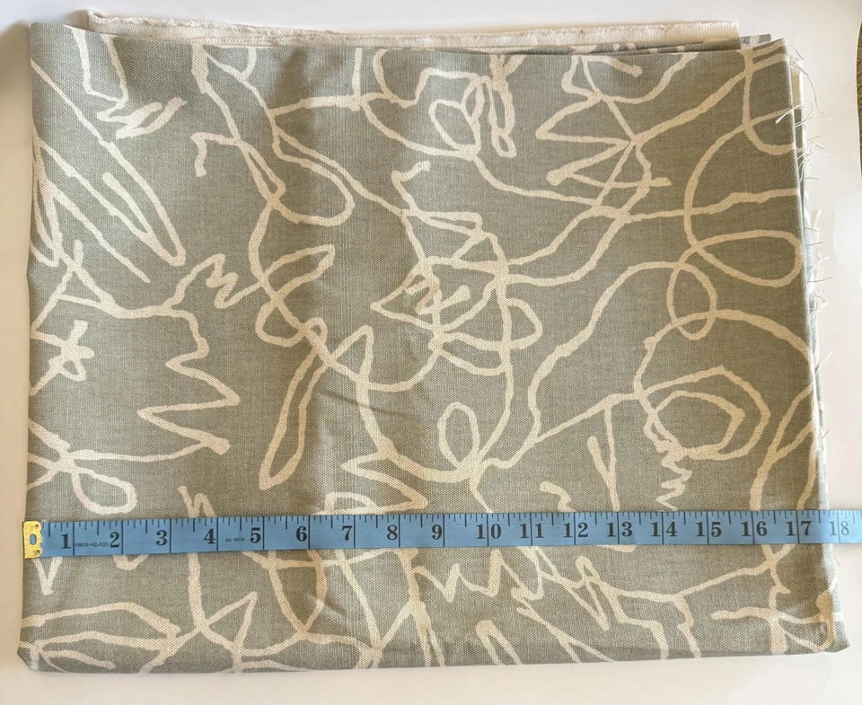 RICHLOOM Avril en tela vapor - 2 yardas - 54” W - Colección platino - Algodón Foto 3 de 3