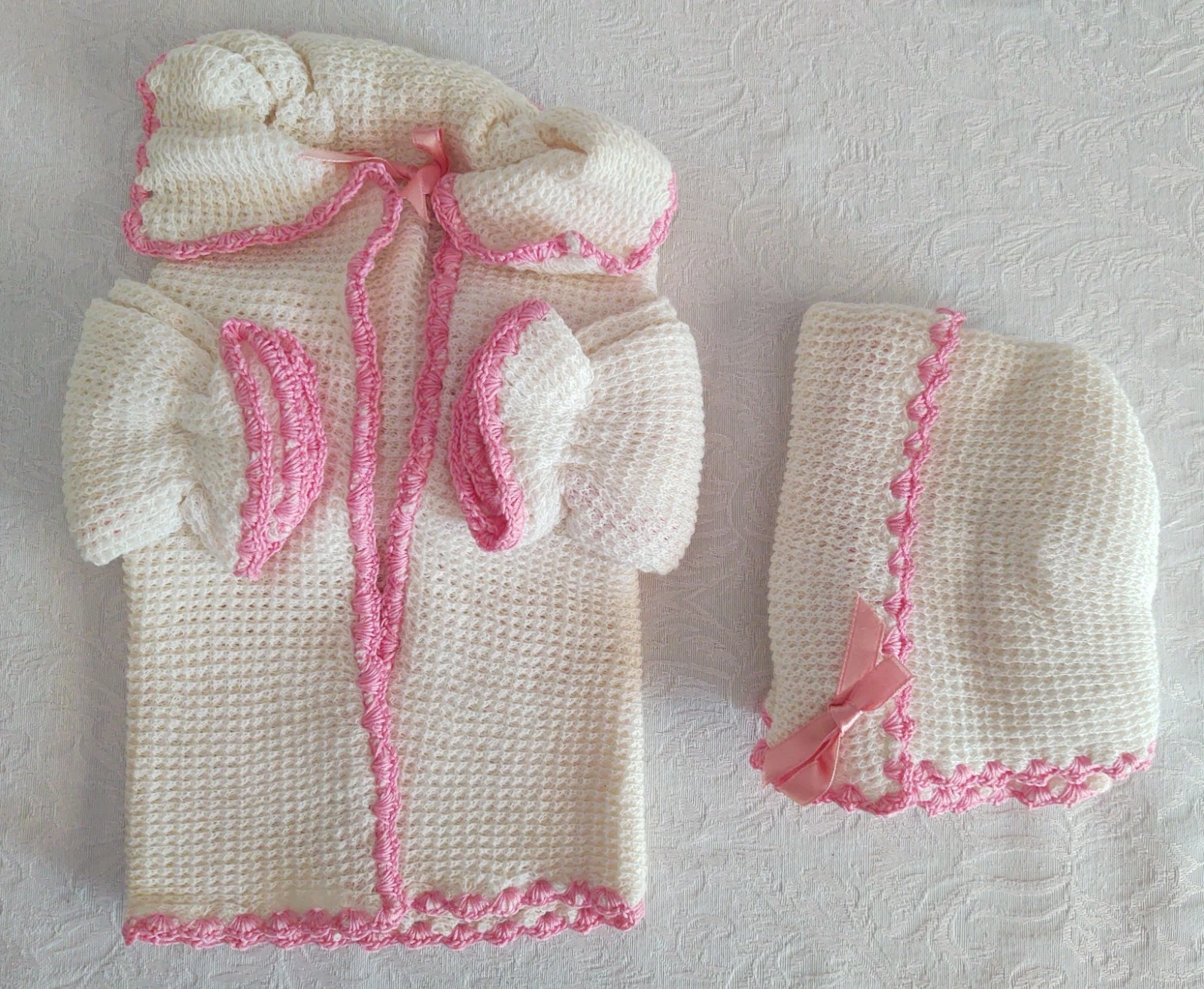 Unique 3 Vintage Baby Girl Gift Wash Cloths Towels Trim Pink Crochet Charming!