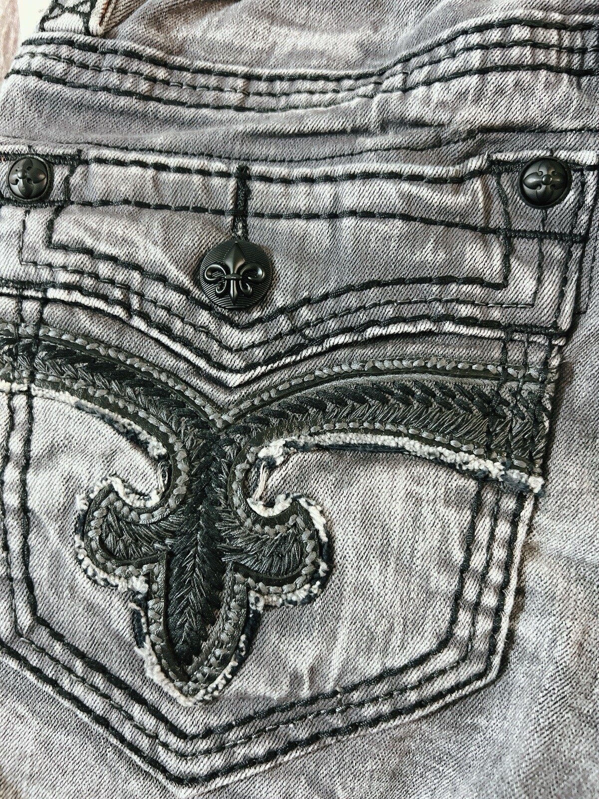 Foto 12 di 16